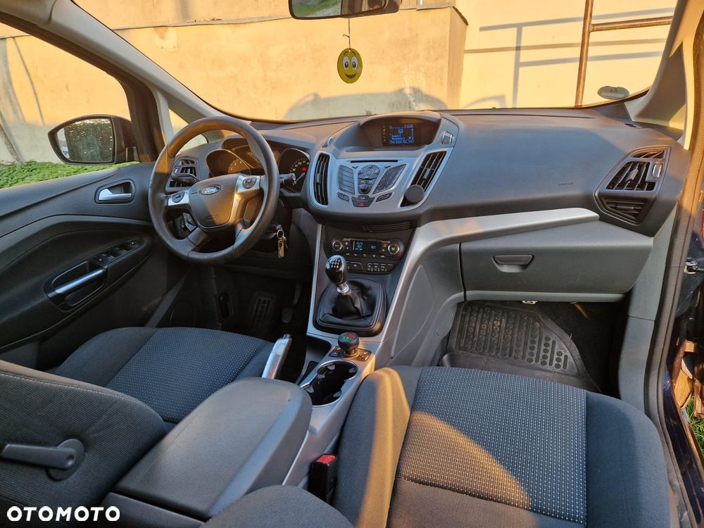 Ford Grand C-MAX - 7