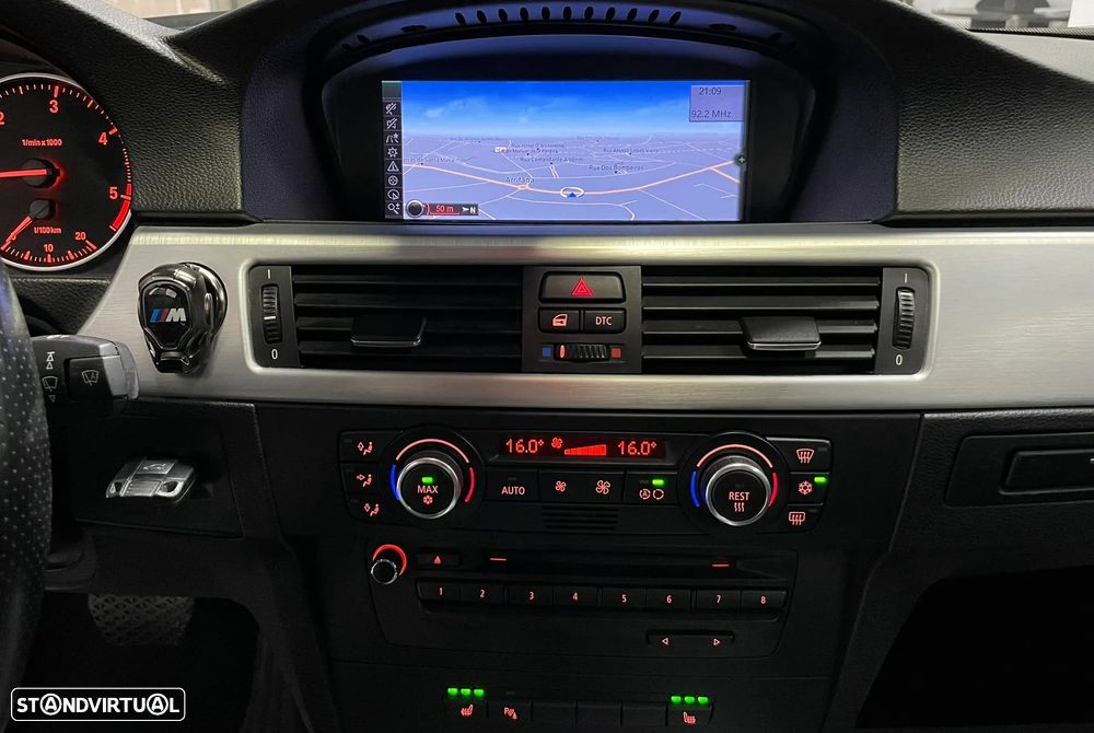 BMW 320 d Coupe Aut. - 32