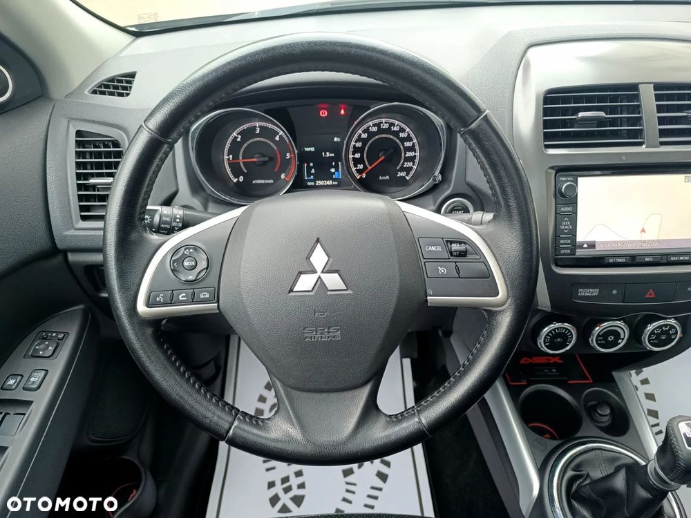 Mitsubishi ASX 1.8 DI-D 2WD Diamant Edition - 27