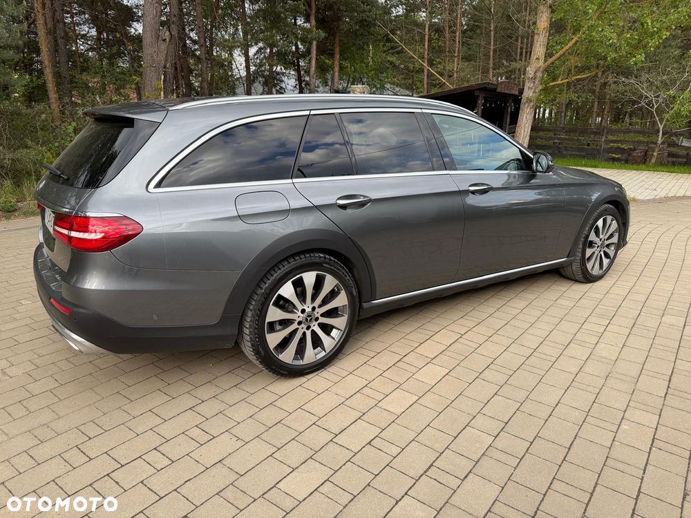 Mercedes-Benz Klasa E - 11