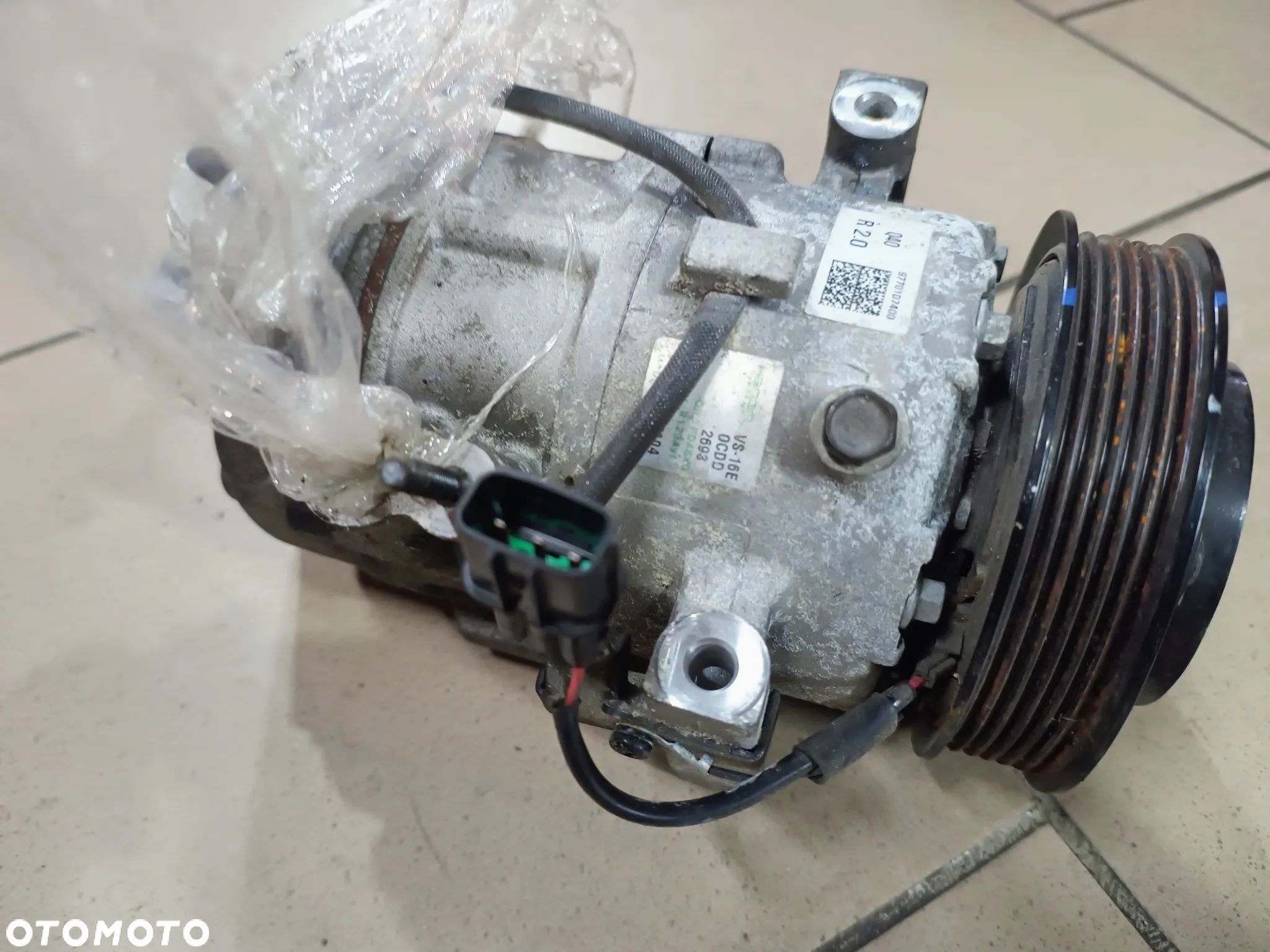 Hyundai Tucson 2.0 CRDI kompresor klimatyzacji VS-16E-OCDD - 1