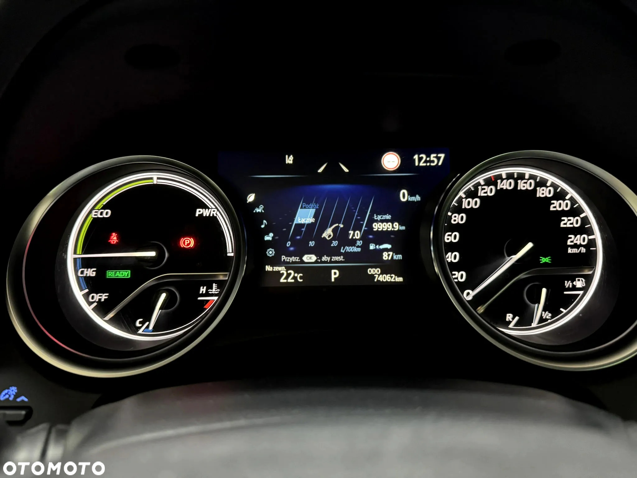 Toyota Camry 2.5 Hybrid Comfort CVT - 20