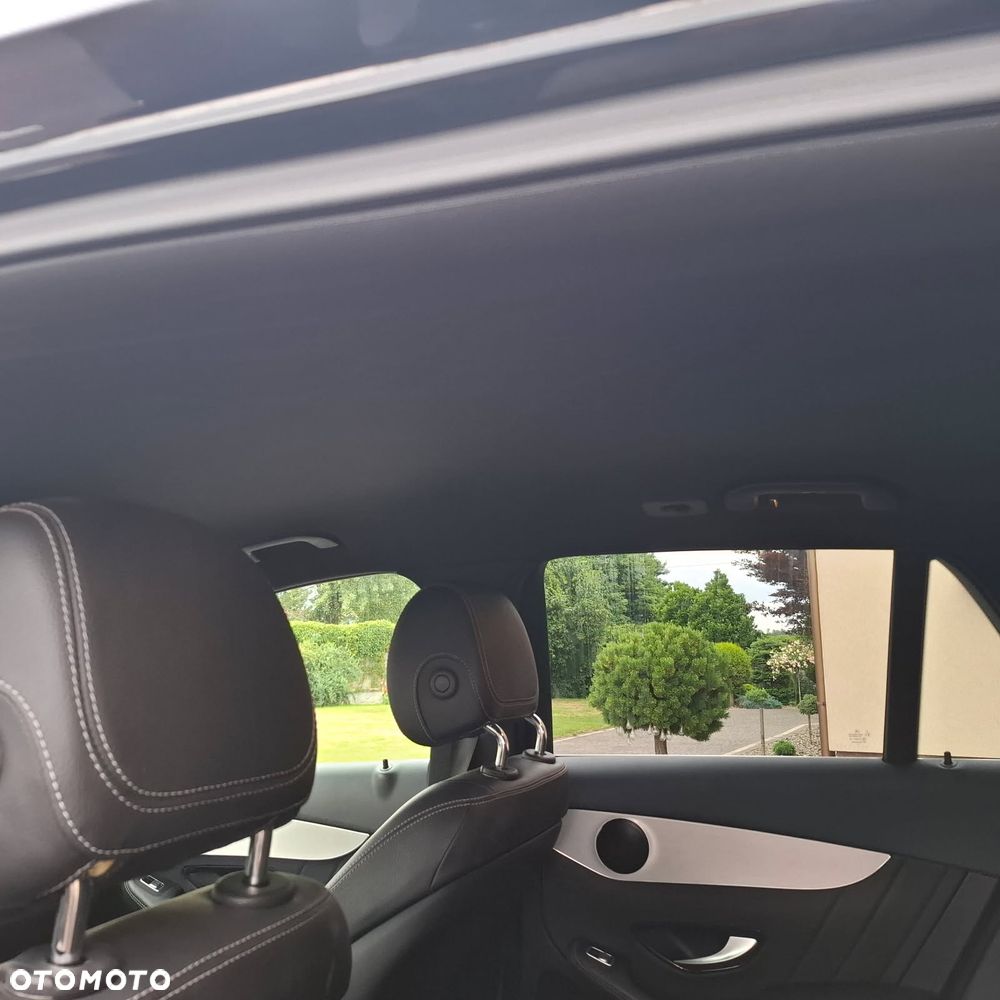 Mercedes-Benz GLC 200 d 4Matic 9G-TRONIC AMG Line - 13