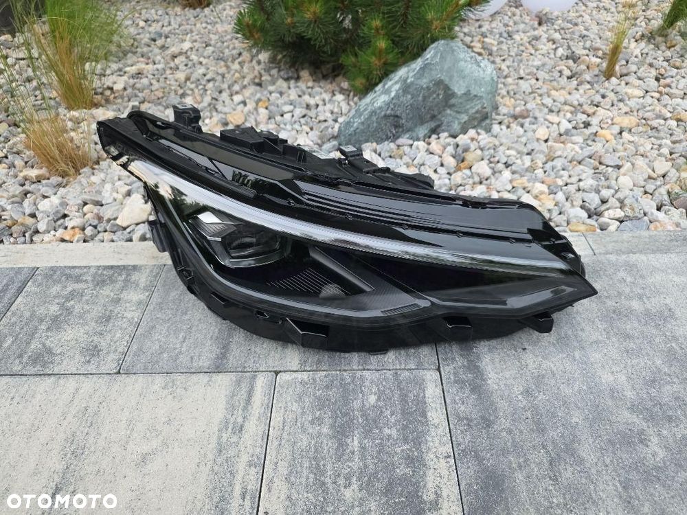 VW GOLF 8 VIII 5H1 LIFT Lampa prawa przód Full Led Matrix IQ TOP 5H1941060T - 2