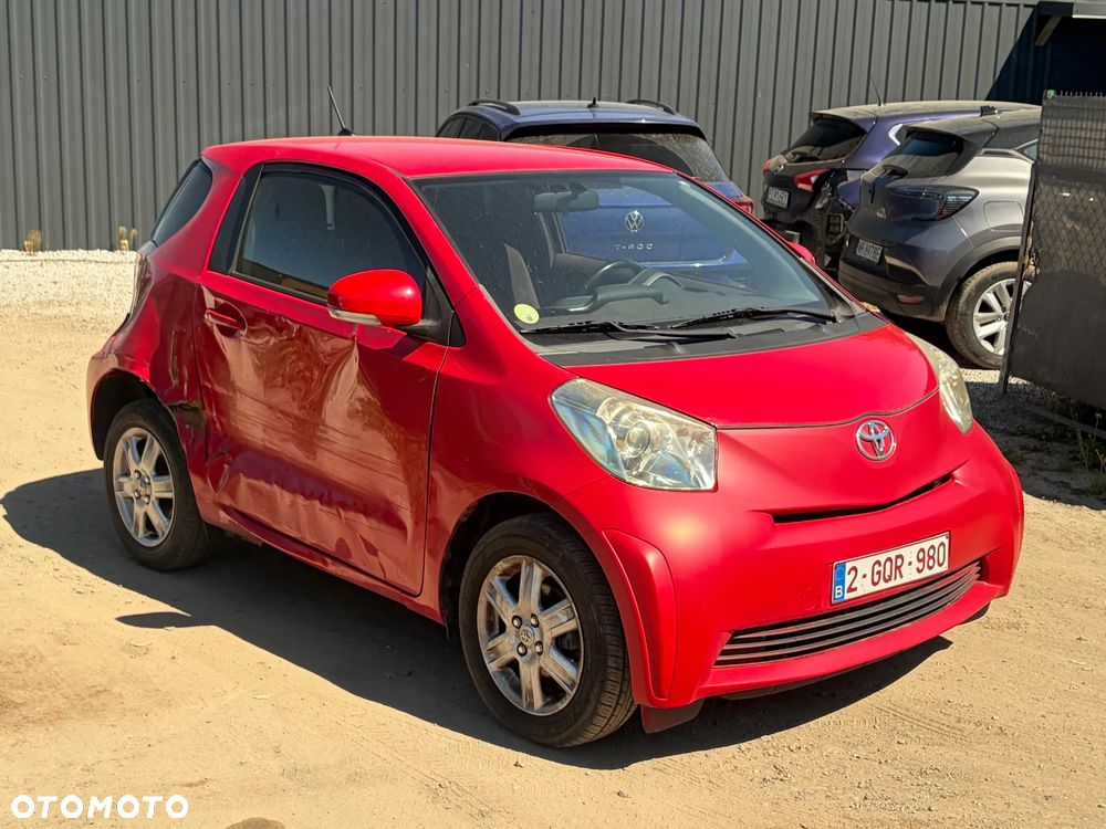 Toyota iQ 1.4 D-4D + - 14