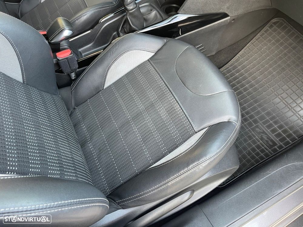 Peugeot 2008 1.6 BlueHDi Allure - 38