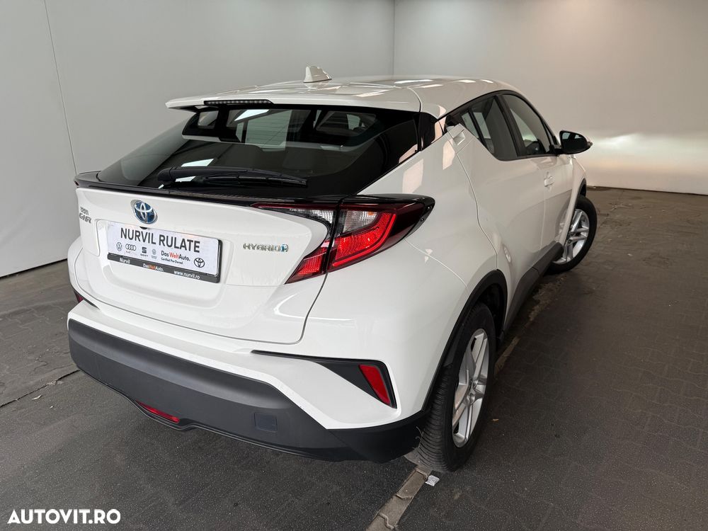 Toyota C-HR - 12