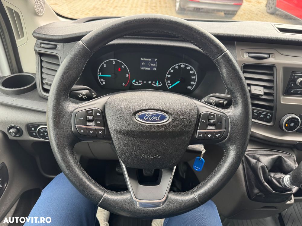 Ford Transit - 18