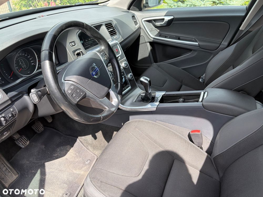 Volvo V60 D4 - 11