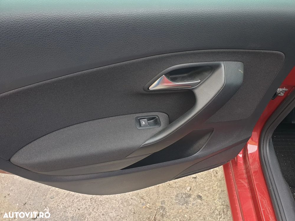 Volkswagen Polo 1.2 TSI BMT Comfortline - 8