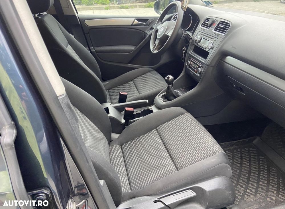 Volkswagen Golf 1.6 Comfortline - 10