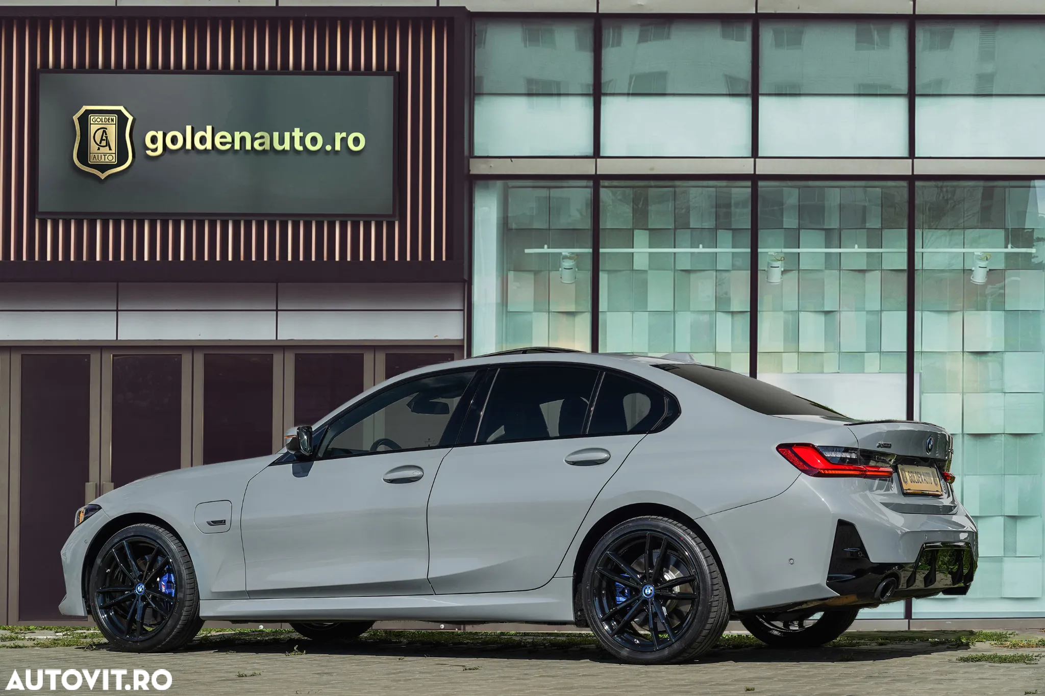 BMW Seria 3 - 23