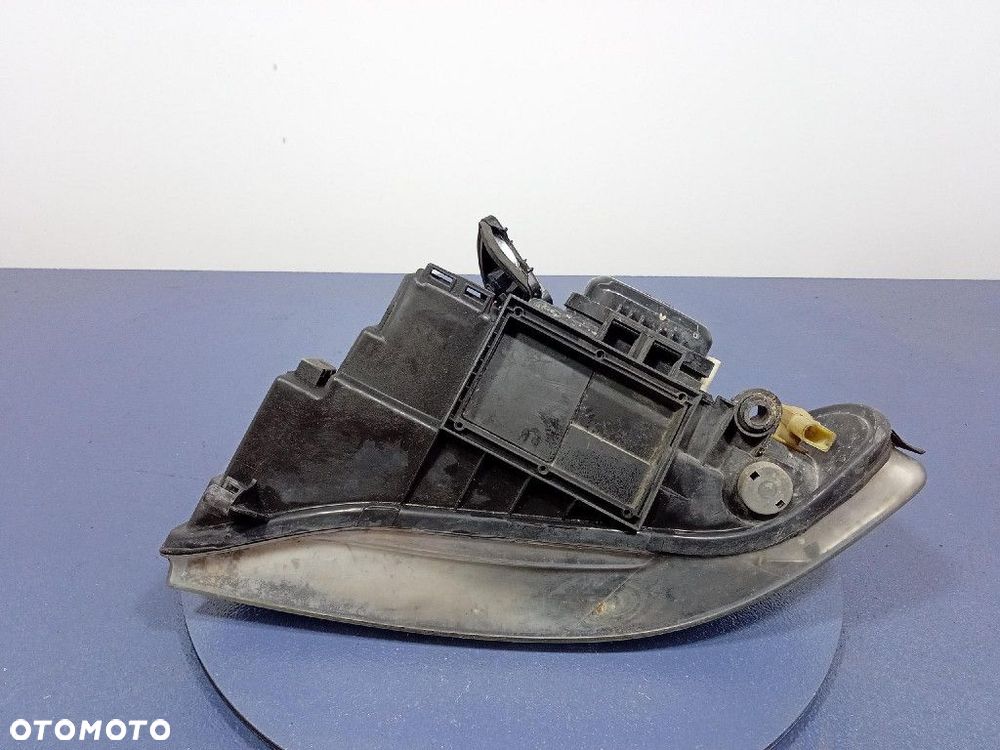 AUDI A4 B5 LIFT 99- REFLEKTOR PRAWY LAMPA H7 EU 8D0941030AK - 3