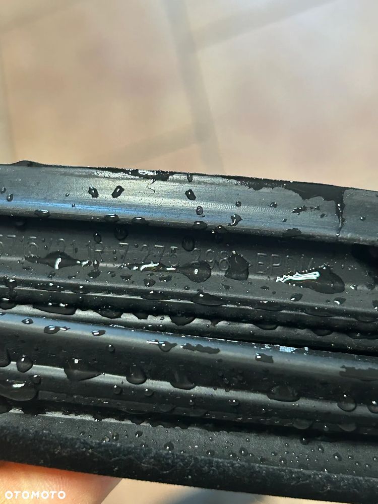 BMW 6 F06 USZCZELKA DRZWI PRZEDNICH PRAWYCH PRAWY PRZÓD 7275298 - 2