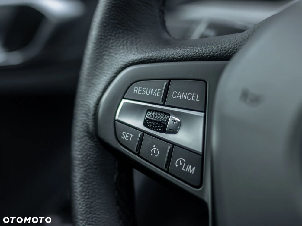 BMW Seria 1 118i ColorVision Edition - 28