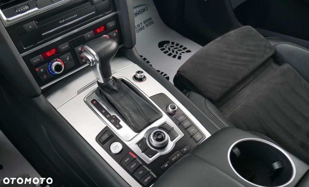 Audi Q7 - 10