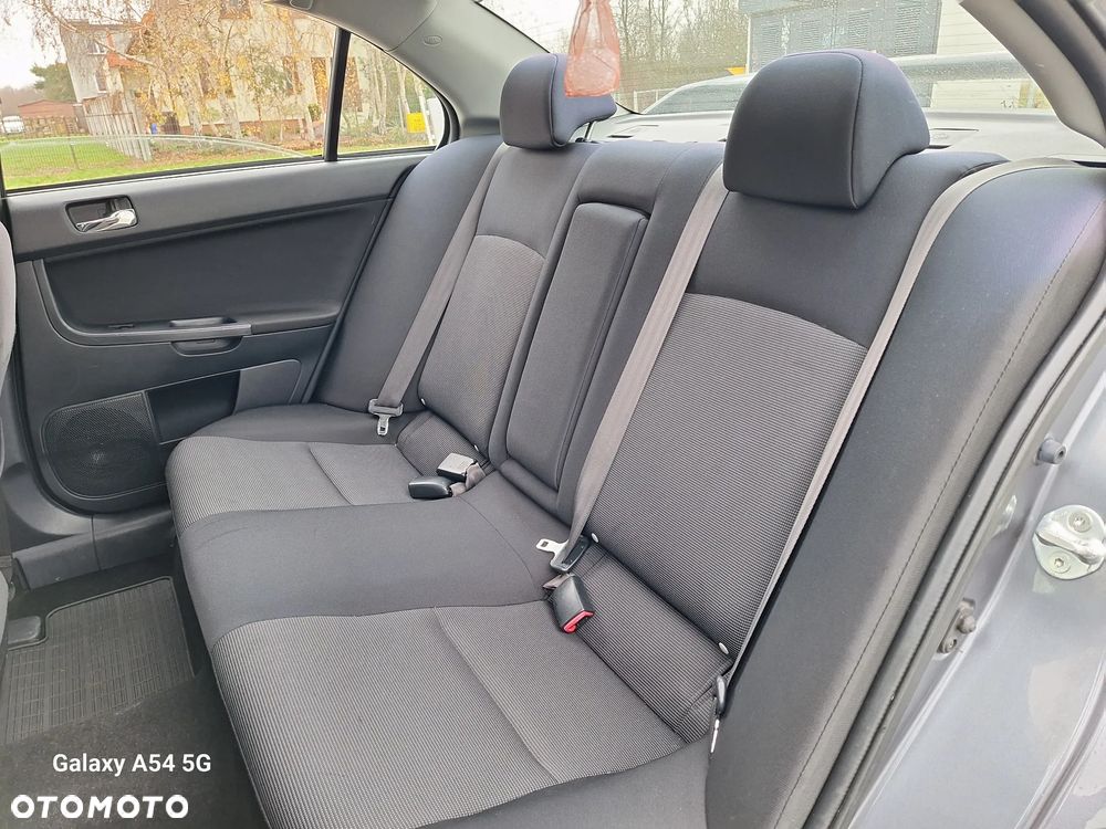 Mitsubishi Lancer 2.0 DI-D Intense - 20