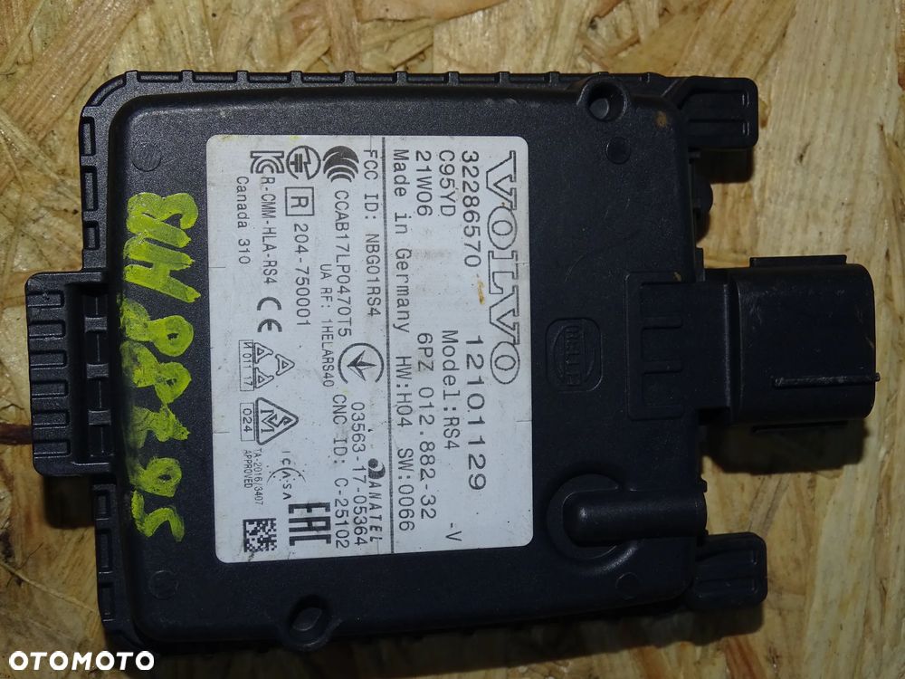 CZUJNIK SENSOR BLIS VOLVO XC90,XC60,S60,V60,S90,V90 PRAWT TYŁ 32286570 - 2