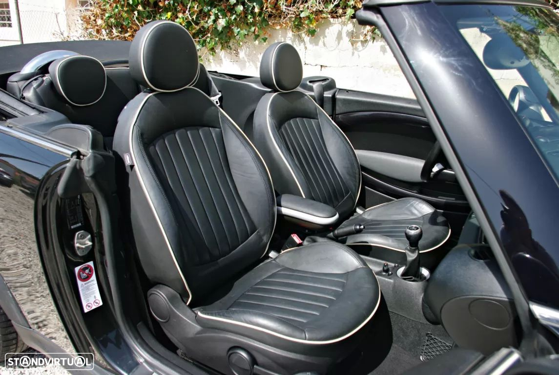 MINI Cabrio Cooper S - 22