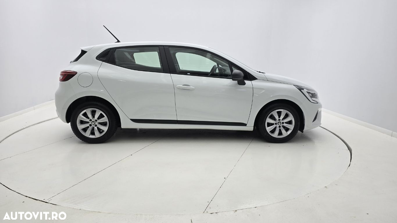 Renault Clio - 5