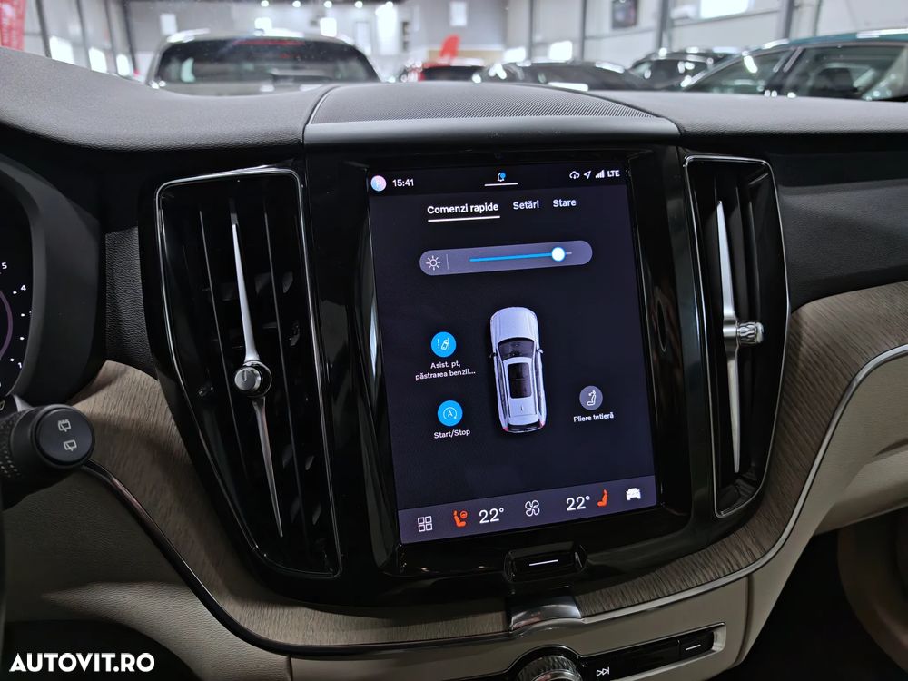 Volvo XC 60 B4 D Core - 17