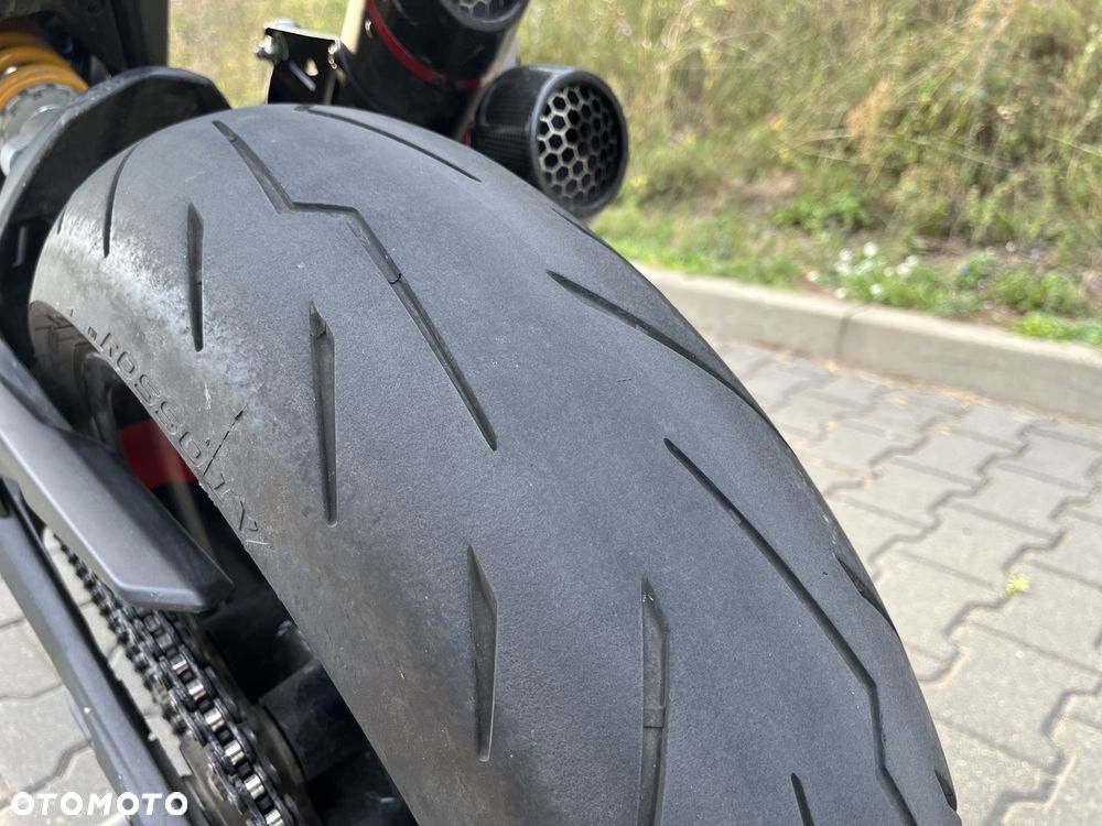 Ducati Monster - 18