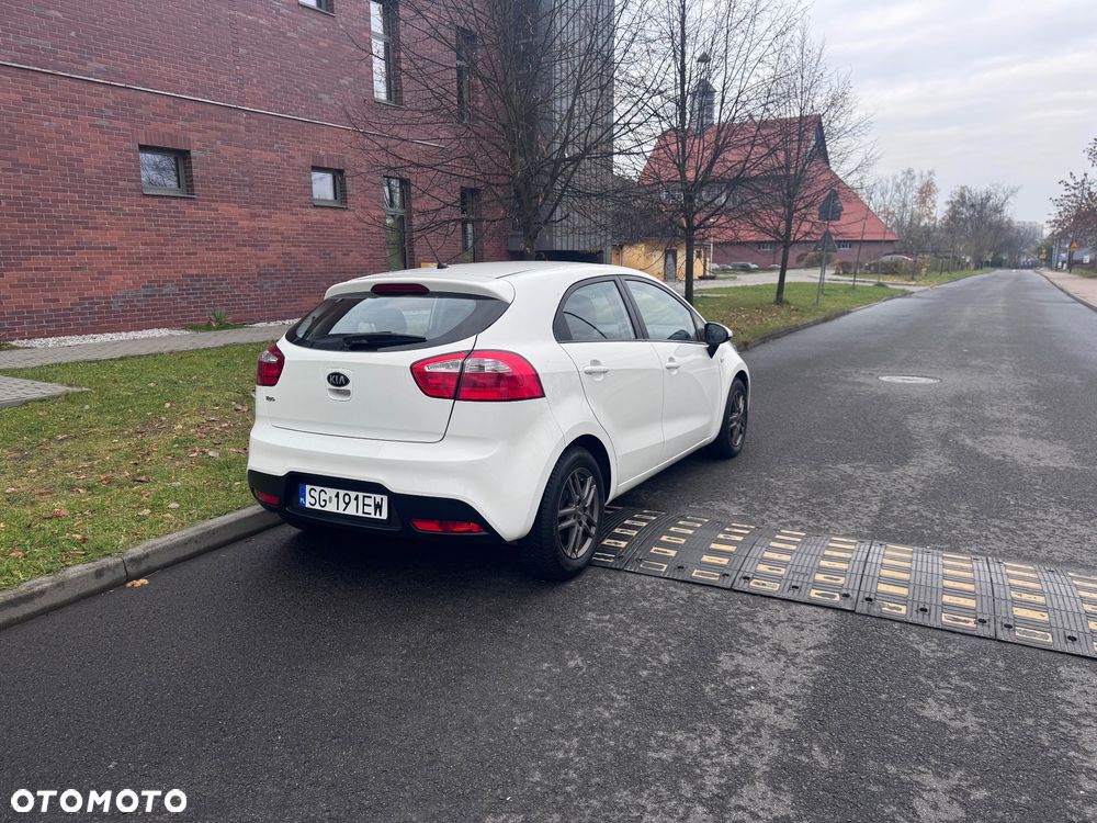 Kia Rio 1.2 Edition 7 - 5