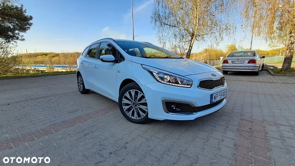 Kia Ceed 1.6 CRDi GT Line - 1