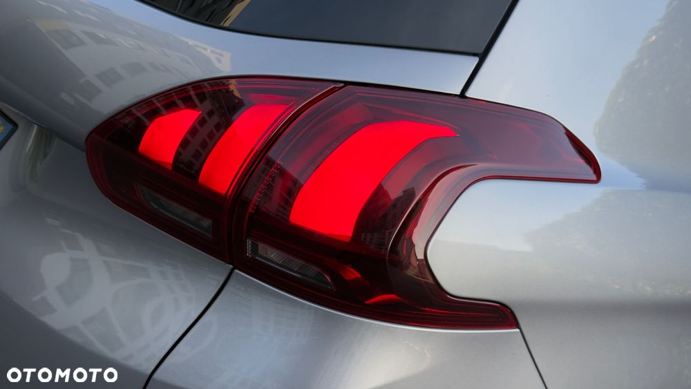 Peugeot 2008 - 16
