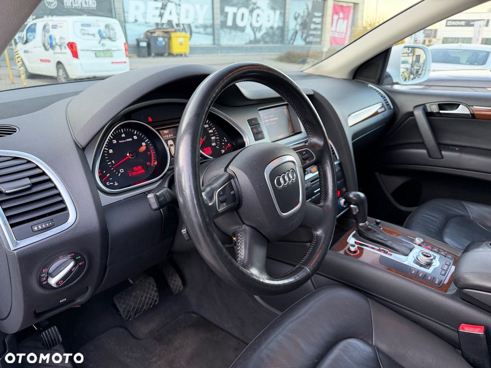 Audi Q7 - 19