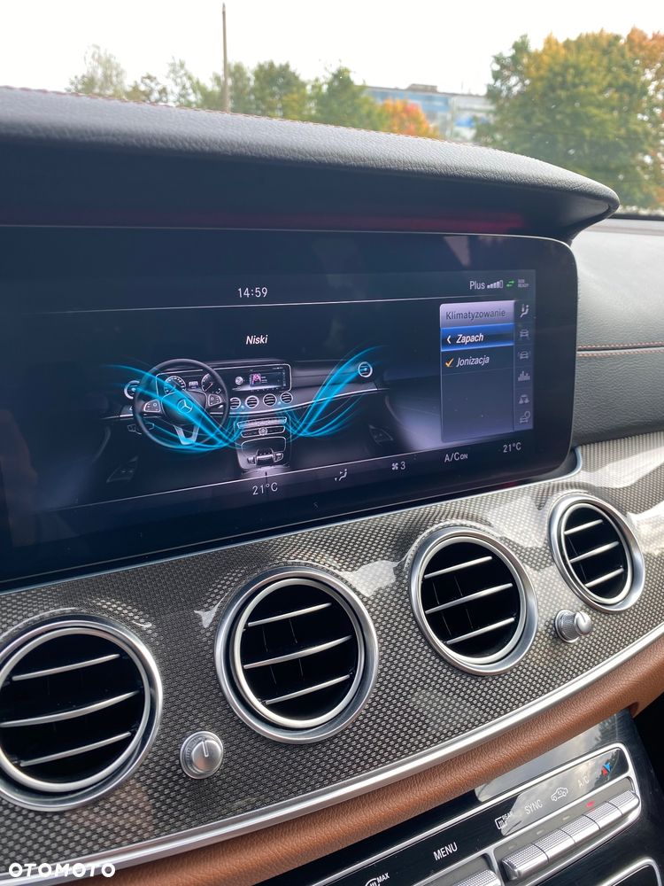 Mercedes-Benz Klasa E 220 d 9G-TRONIC - 19