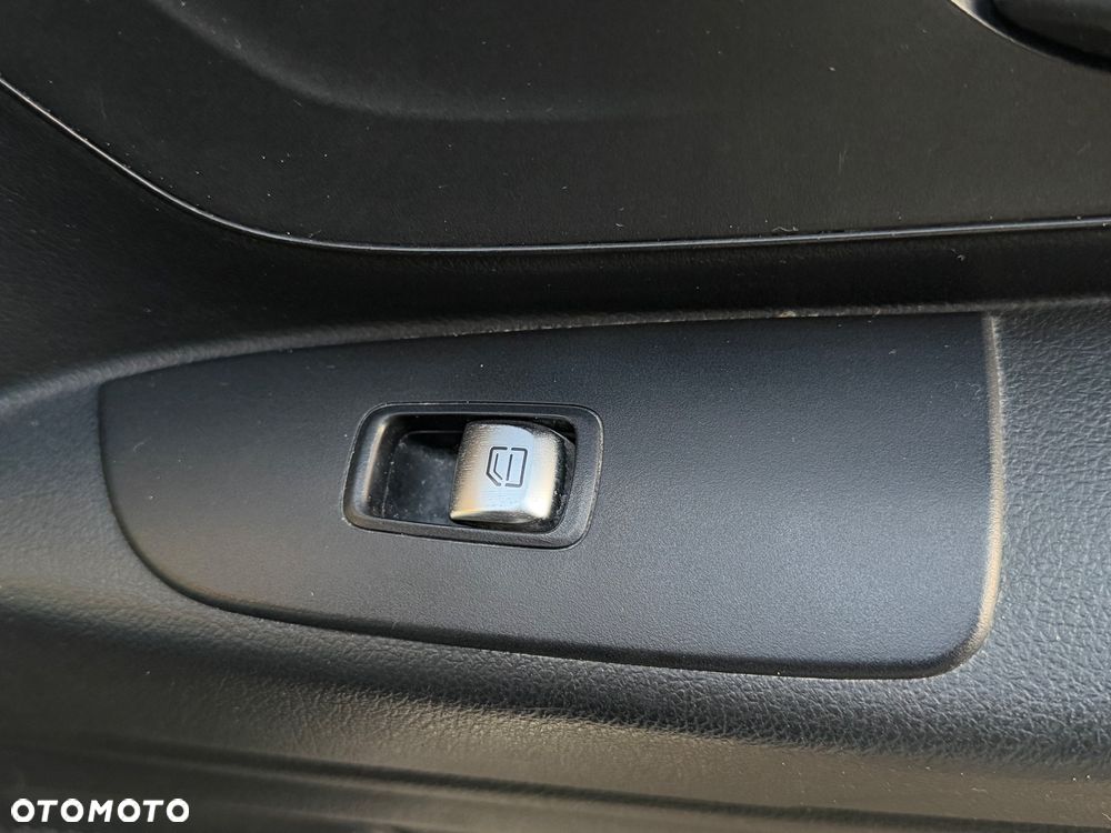 Mercedes-Benz Vito - 26