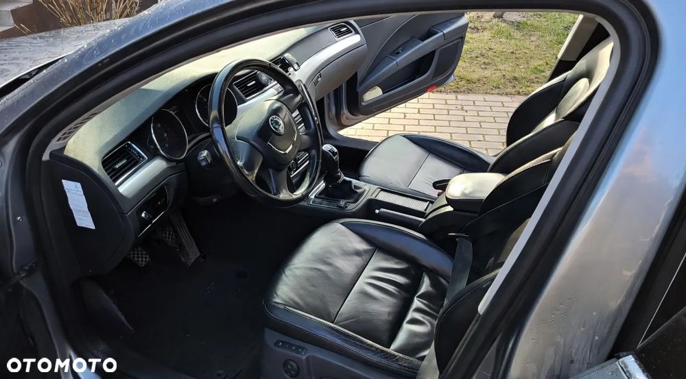 Skoda Superb - 9