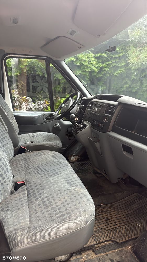 Ford Transit - 3