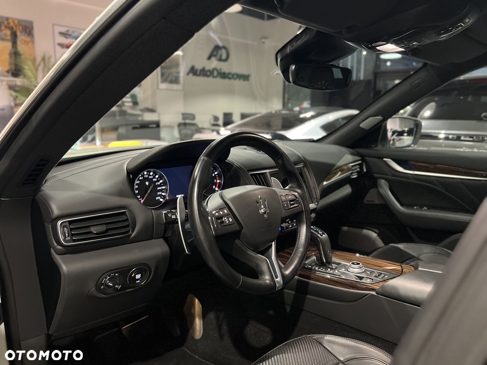 Maserati Levante S Granlusso - 7