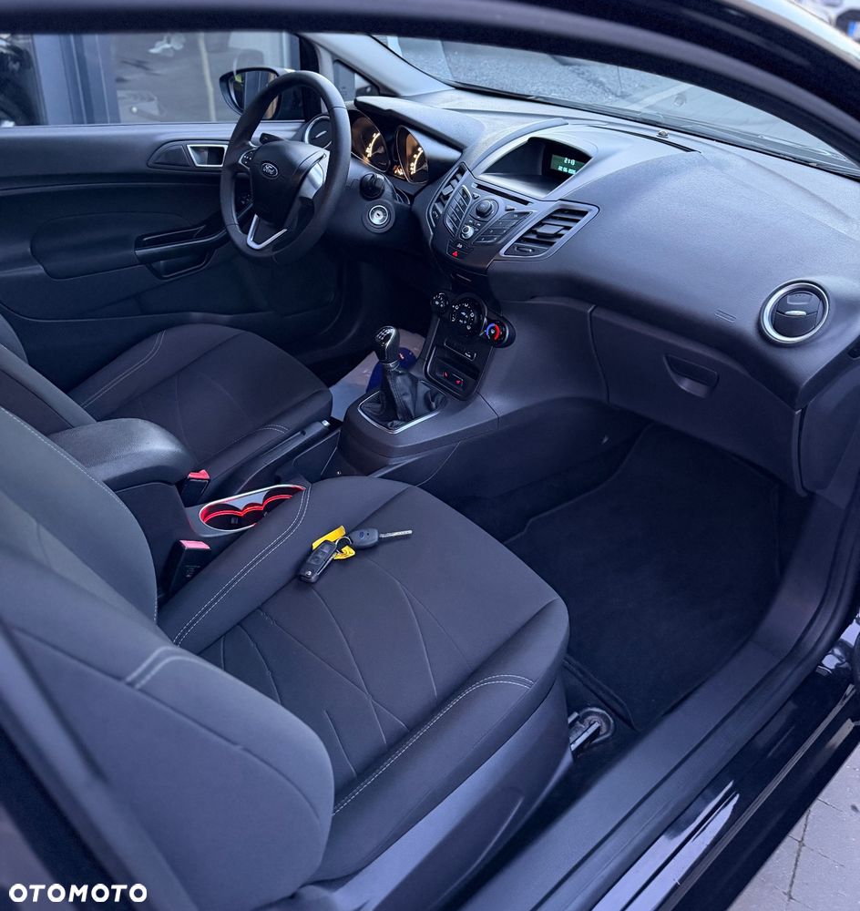 Ford Fiesta 1.25 Champions Edition - 13