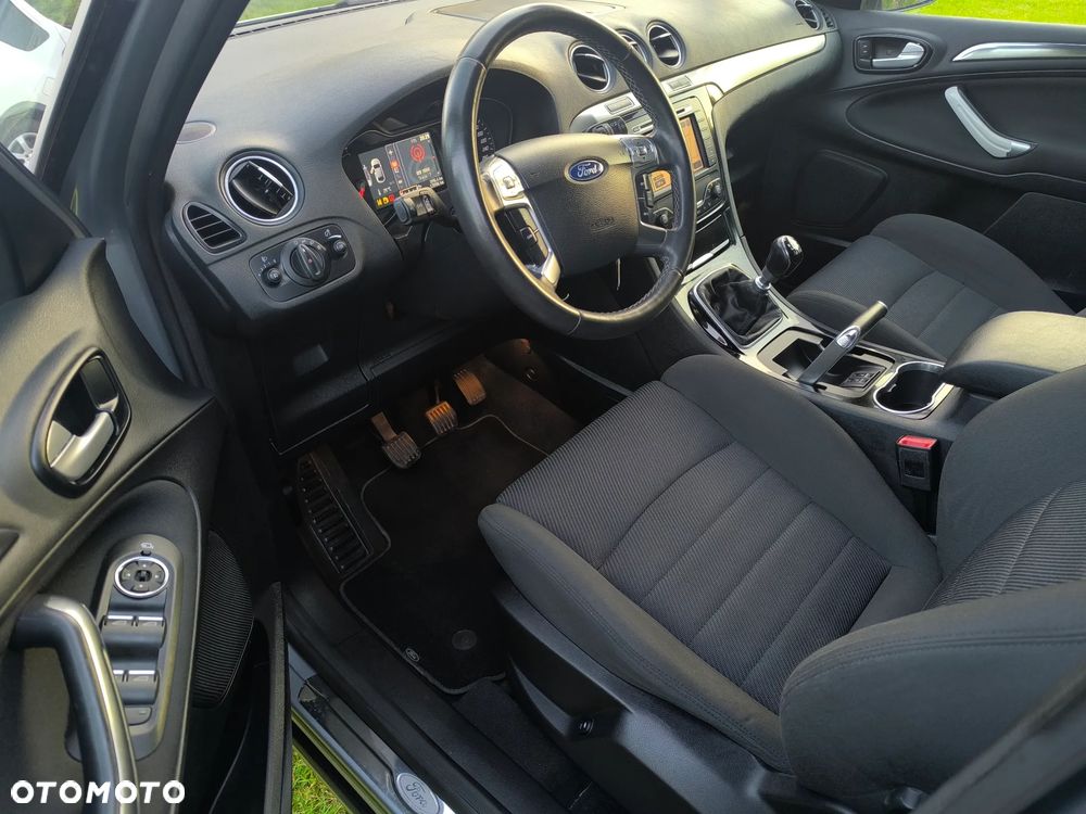 Ford S-Max 2.0 TDCi DPF Titanium - 10