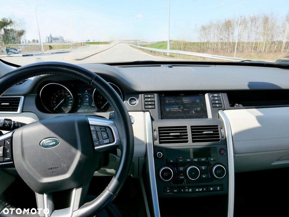 Land Rover Discovery Sport 2.0 Si4 HSE - 8