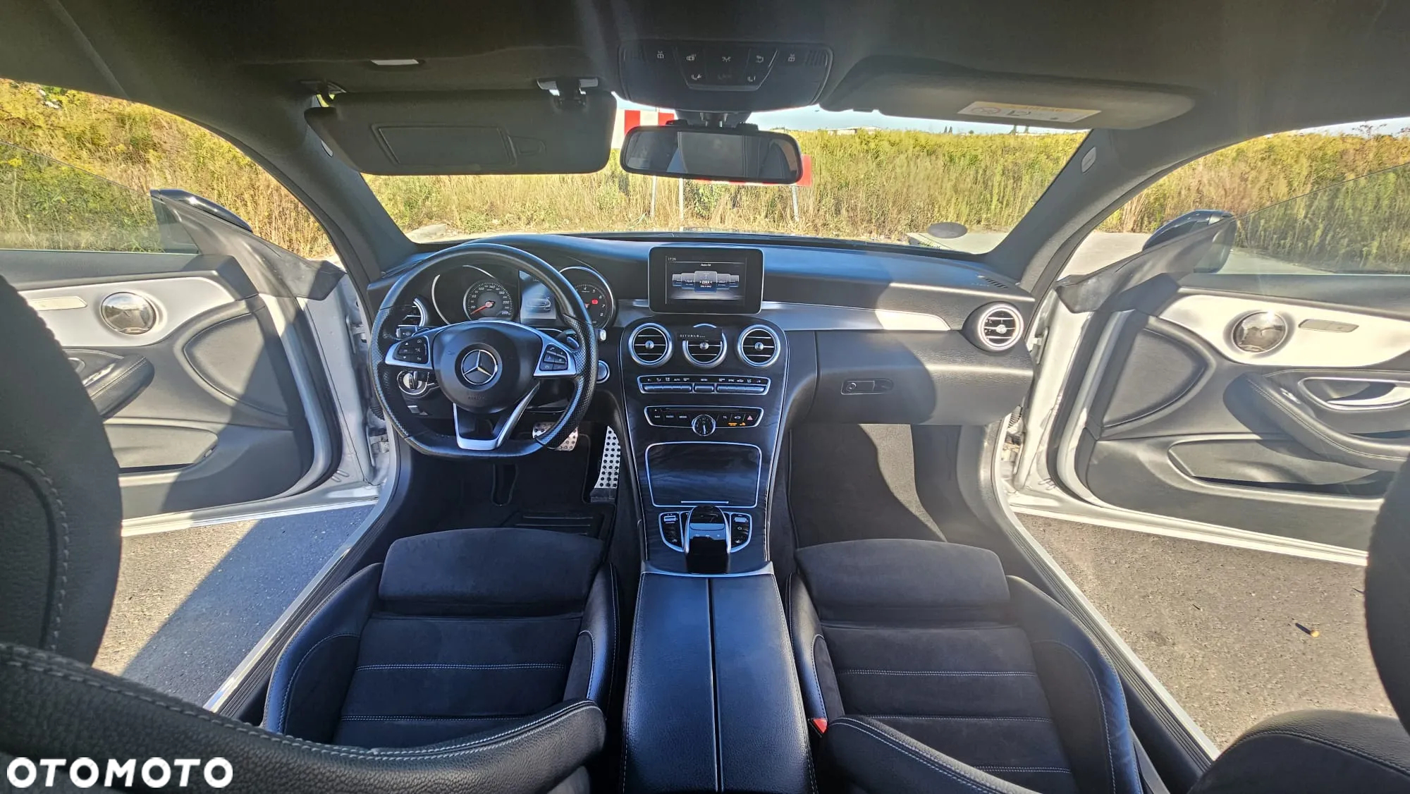 Mercedes-Benz Klasa C 200 Coupe 9G-TRONIC AMG Line - 25