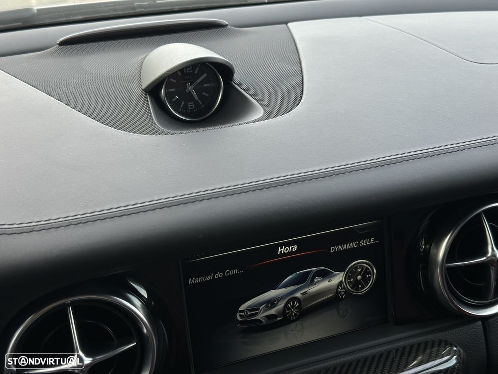 Mercedes-Benz SLC 43 AMG 9G-TRONIC RedArt Edition - 25
