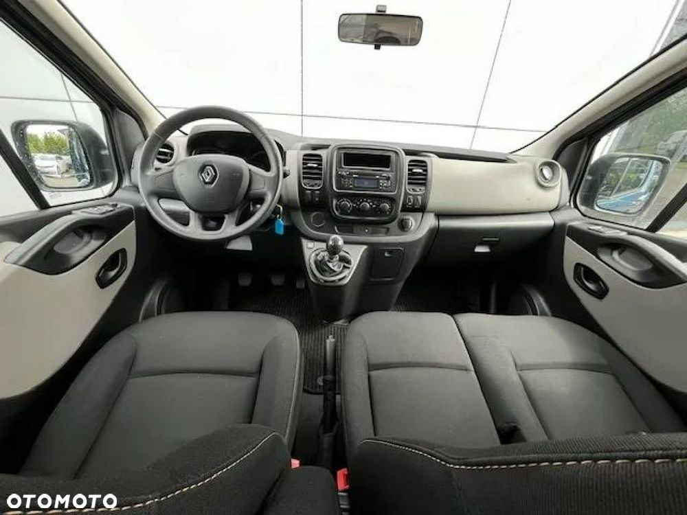 Renault Trafic - 24