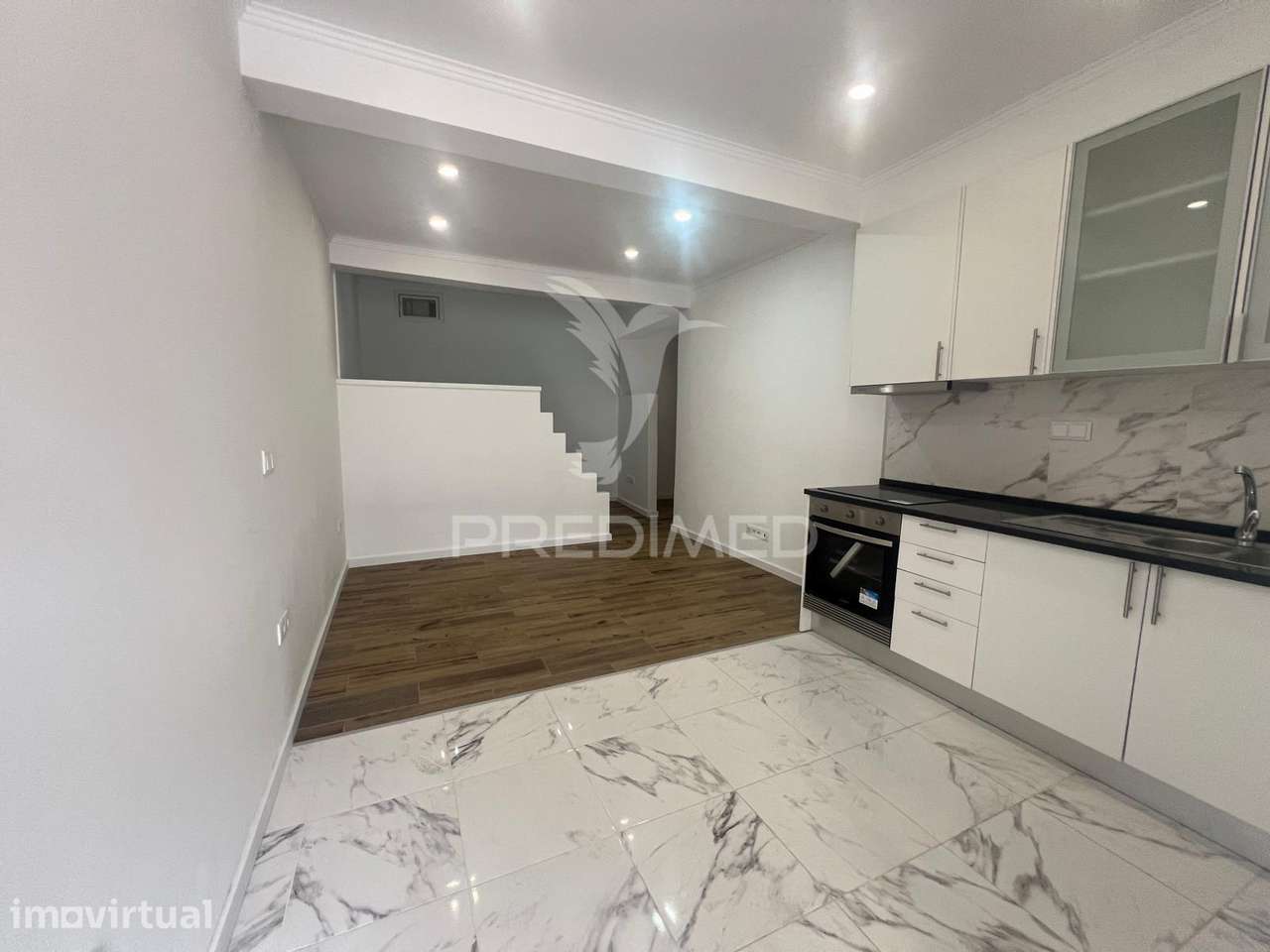 Apartamento T1 Totalmente Remodelado na Baixa da Banheira - Grande imagem: 4/9
