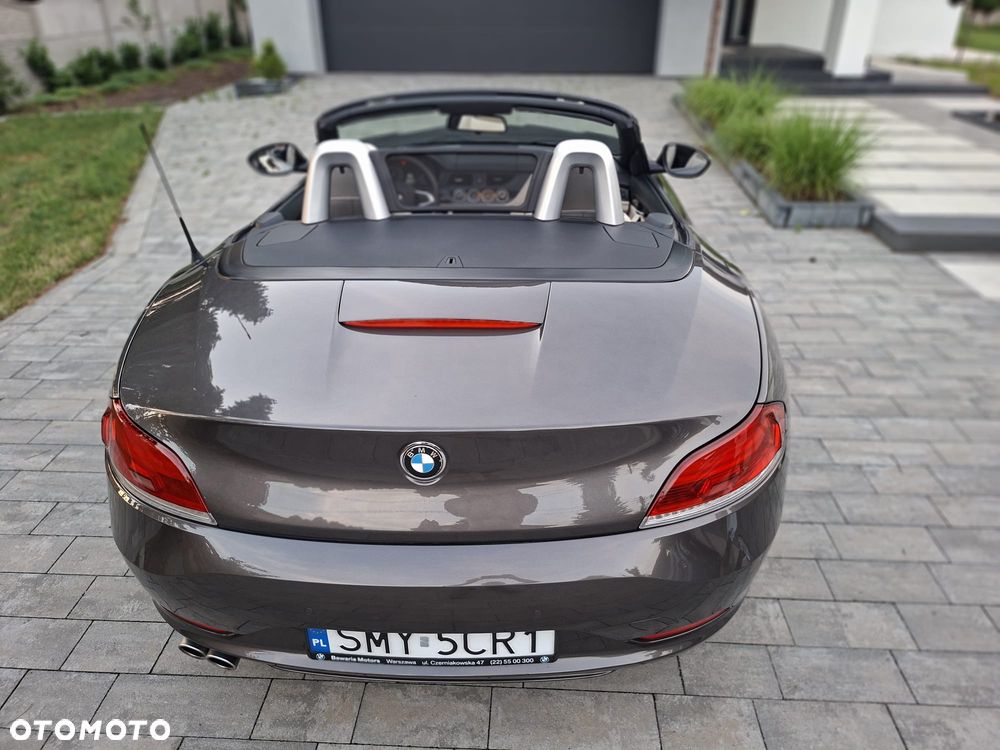 BMW Z4 23i sDrive - 11