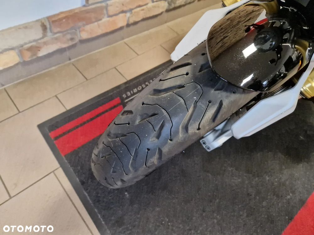 BMW R - 11