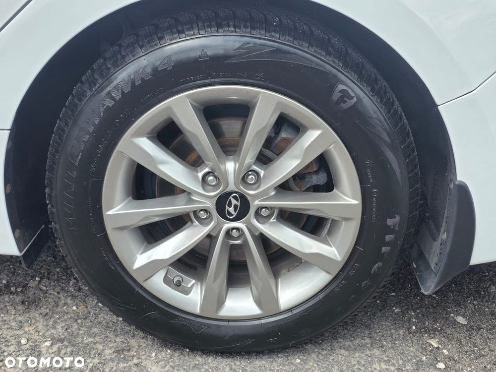 Hyundai i40 1.7 CRDi Comfort DCT - 27