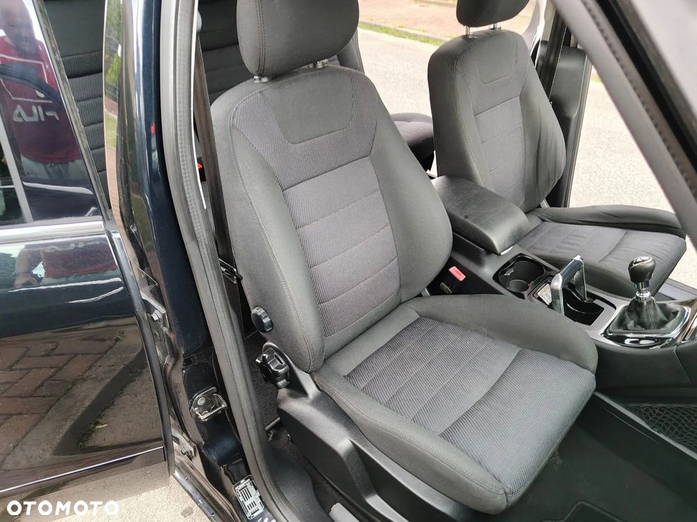 Ford S-Max - 21