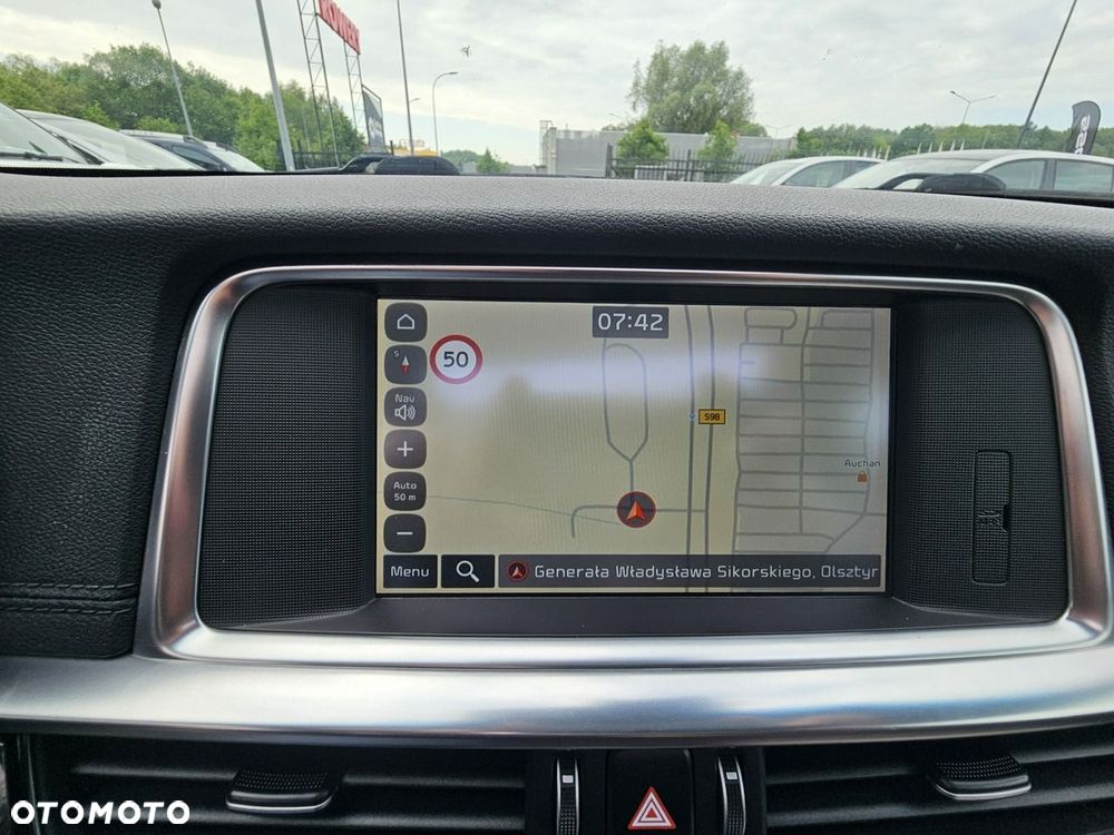 Kia Optima - 29