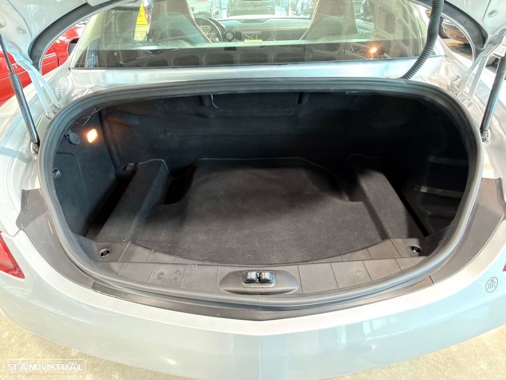 Mercedes-Benz SLS 63 AMG - 19