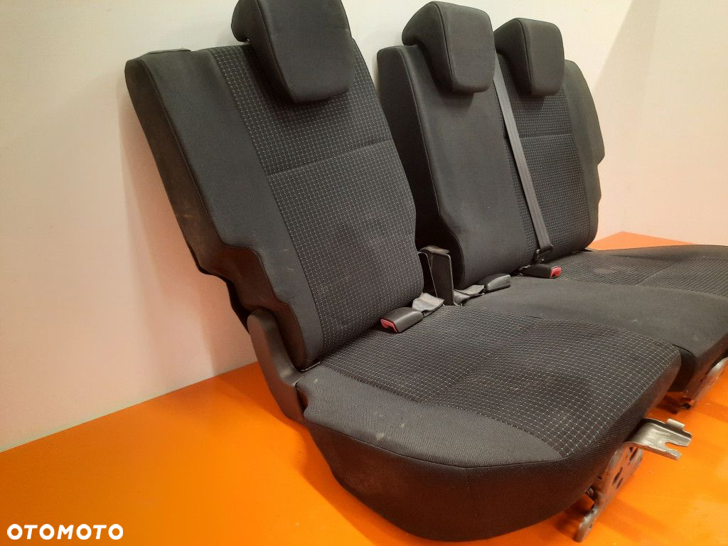 SUZUKI SWIFT 4 MK6 04-10 FOTEL SIEDZISKO KANAPA TYŁ  5D - 6