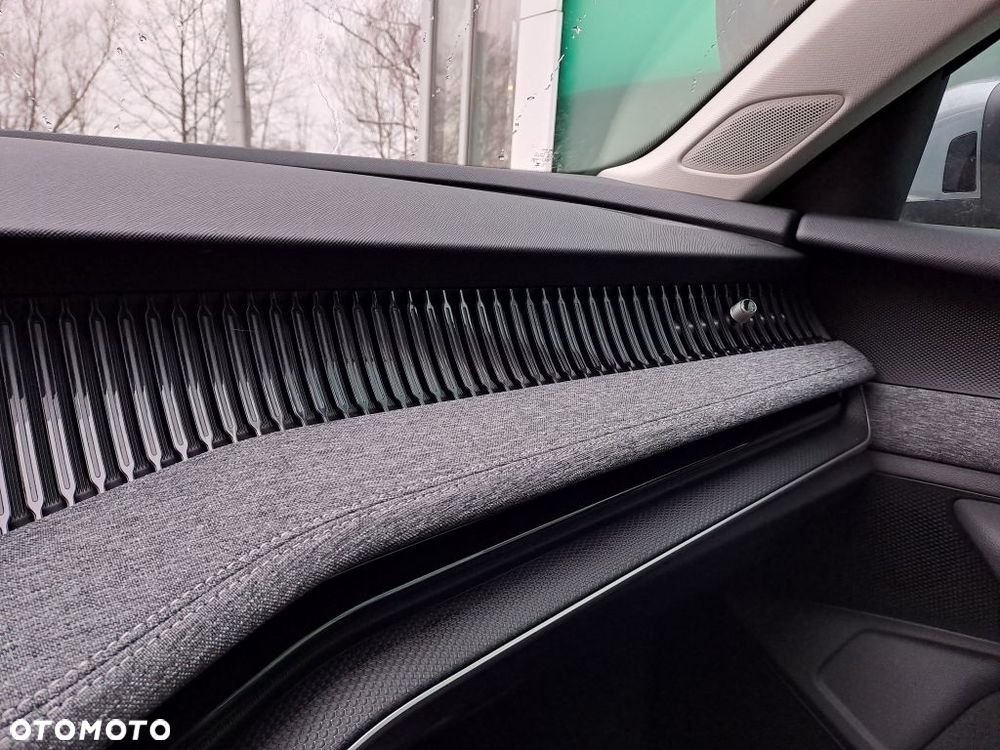 Skoda Superb 2.0 TDI SCR 4x4 Edition 130 DSG - 16